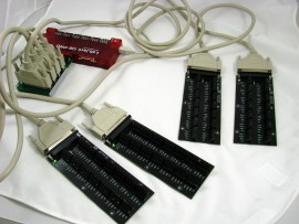 12~22位,50~100KHz 高達(dá)84 通道數(shù)據(jù)采集卡, 采樣頻率可程控，可通過(guò)二次開(kāi)發(fā)構(gòu)成自己的測(cè)試系統(tǒng)。
Visual C++ , Visual Basic , DLL 庫(kù), LABView DAYSLIB 和 matlab驅(qū)動(dòng)