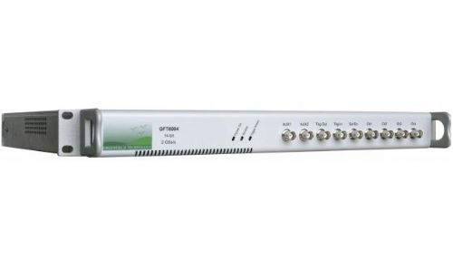 每通道最大采樣率:2GHz/s,A/D分辨率14位,4通道,
300MHz帶寬,每通道2520采樣點.