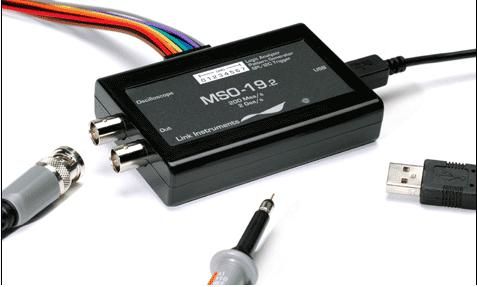 1、USB接口單通道200MHz/s采樣數(shù)字示波器，等效采樣：1GHz/s2、8通道邏輯分析儀3、單通100MHz道波形發(fā)生器4、單通道100MHz 頻譜分析
5、先進(jìn)的觸發(fā)，自動測量
