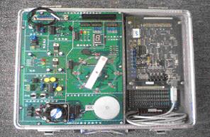 用多種軟件構(gòu)建虛擬儀器測量測控系統(tǒng)，含接口卡、各類傳感器和執(zhí)行機(jī)構(gòu)及調(diào)理電路等硬件。